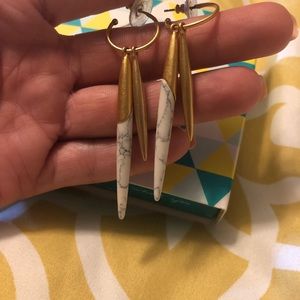 Stella and dot Quill drop earrings.